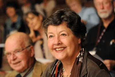 Hilary Tann listening